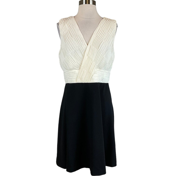 DKNY Women's Cocktail Dress Size 12 Black and White Ivory Pleated Fit and Flare - Picture 1 of 11
